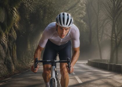 découvrez les ambitions de mathieu van der poel pour la nouvelle saison cycliste et ses objectifs clés dans les compétitions à venir.