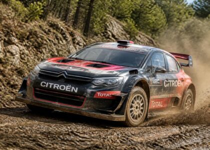 découvrez les innovations clés de la citroën c4 rally qui lui permettent de dominer les pistes en rallye, alliant performance, technologie avancée et design optimal.