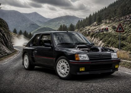 découvrez les secrets de la légendaire 205 gti turbo 16, icône du sport automobile, et plongez dans son histoire fascinante et ses performances exceptionnelles.