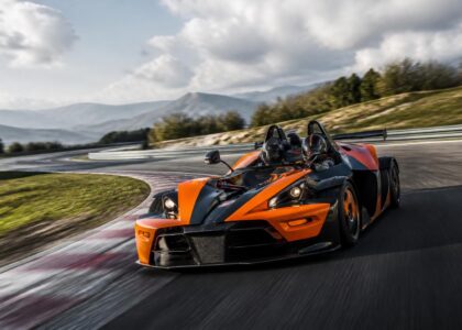 découvrez l'avantage du x bow ktm, un bolide conçu pour les amateurs de sensations fortes, alliant performance, puissance et sensations uniques sur la route.