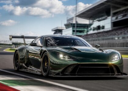 découvrez les innovations majeures de l'aston martin gt3 qui lui permettent de dominer les circuits de sport automobile, alliant performance, technologie avancée et design optimal.