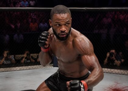 découvrez les secrets du succès de jo jones dans le mma et comment il domine l'octogone grâce à sa technique, sa stratégie et sa détermination.